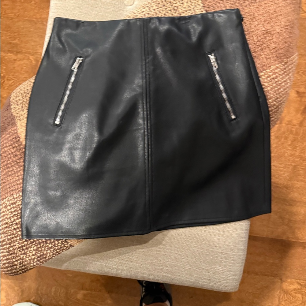 Forever 21 Black Mini Pencil Skirt Night Out